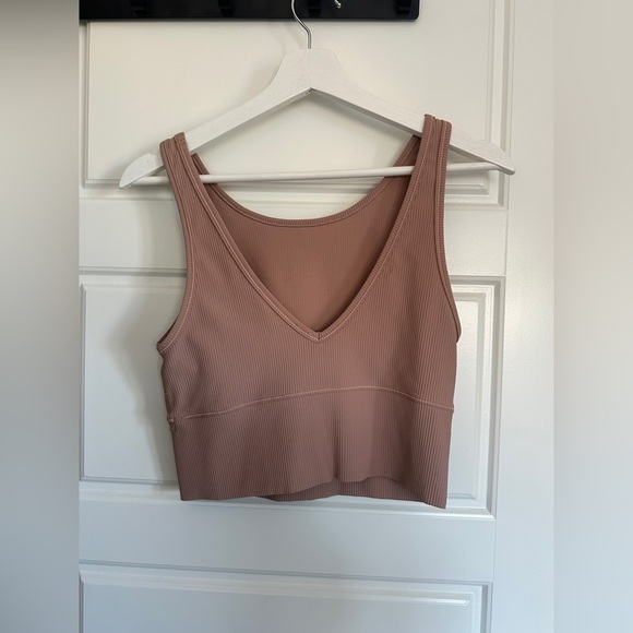 lululemon athletica Power Pivot Ribbed Beige Crop Top - Picture 3 of 4